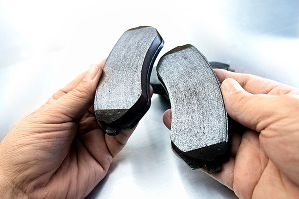 5 Signs Of Worn-Out Brake Pads
